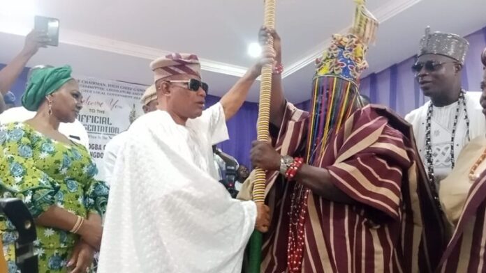 Sanwo-Olu Presents Staff of Office to New Ologba of Ogba, Ending Decade-Long Vacancy