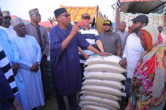 Borno: Zulum flags off distribution of relief to Maiduguri flood victims
