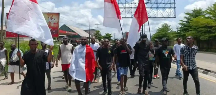 Massive Turnout as Itsekiri Youths Protest Alleged Fraudulent INEC Ward Delineation Report in Warri